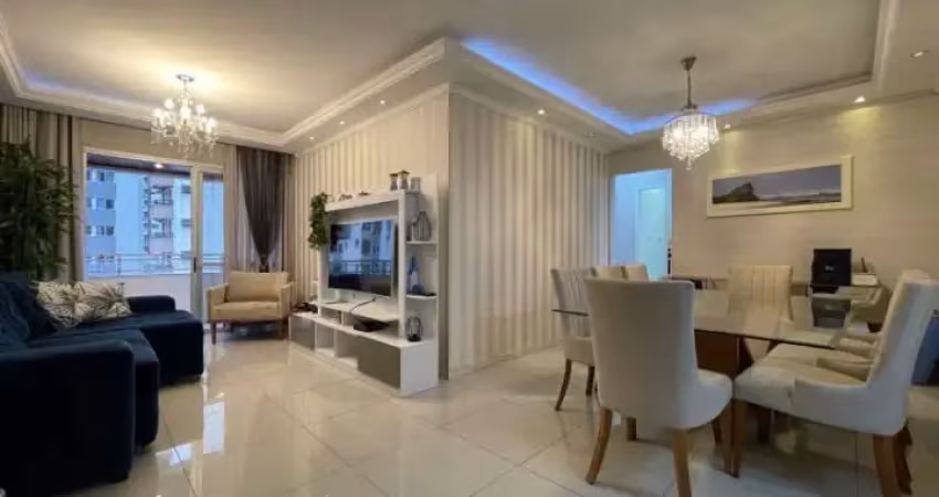 Apartamento à venda com 3 quartos no bairro centro em florianópolis