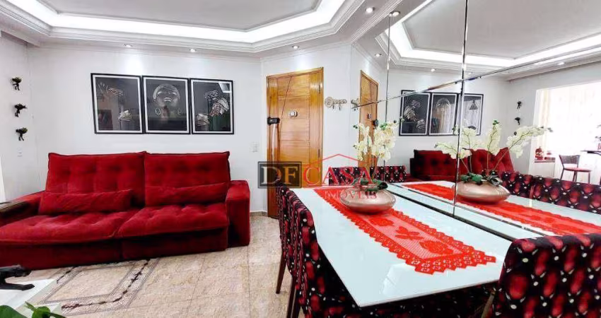 Apartamento em Vila Carmosina