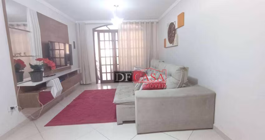 Sobrado em Jardim Helena