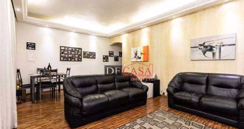 Casa em Cangaíba