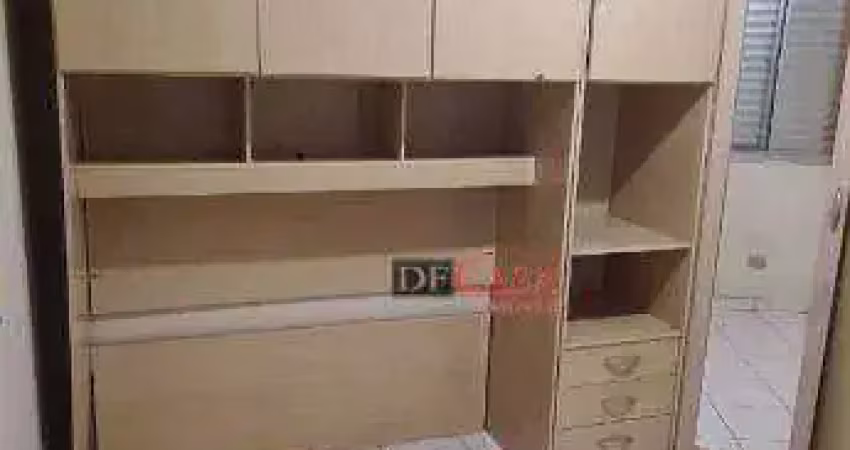 Apartamento em conjunto habitacional fazenda do carmo