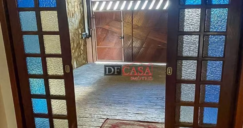 Sobrado em Vila Correa