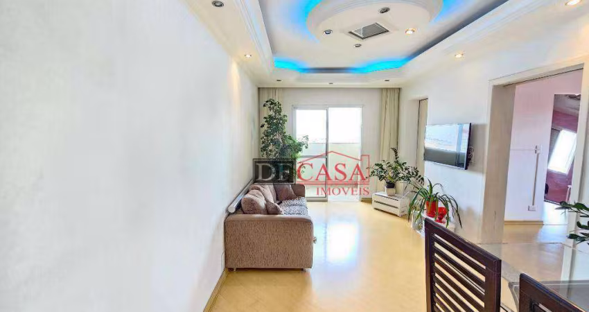 Apartamento em Parque Boturussu