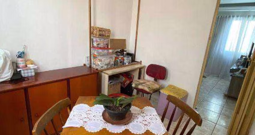 Apartamento em Conjunto Residencial José Bonifácio