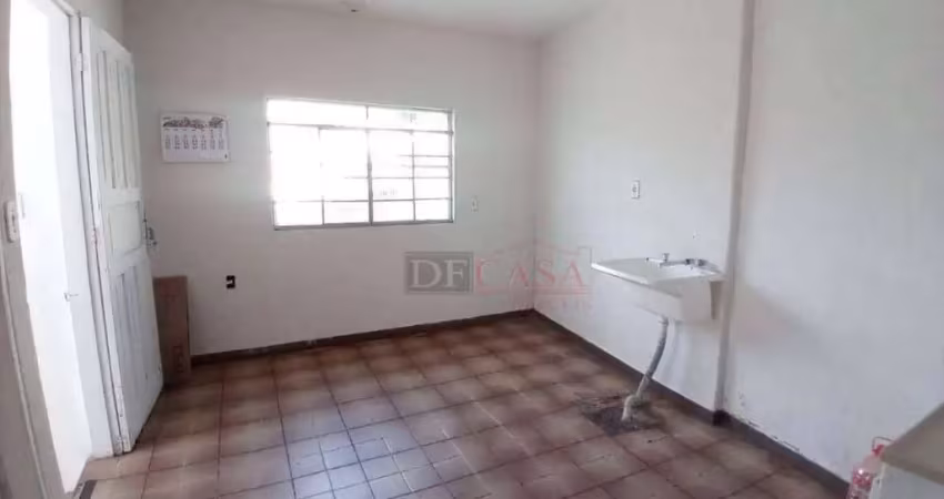 Casa com 2 quartos à venda na Rua Aldeia Zamaicara, 58, Vila Talarico, São Paulo