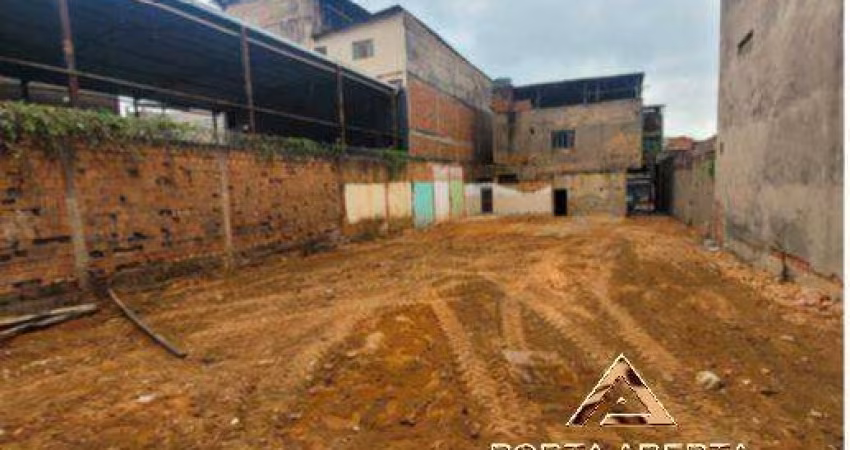 LOTE COMERCIAL NA AVENIDA CLÁUDIO MOURA - COD1136