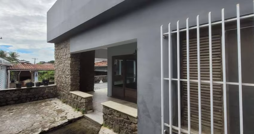 Casa - Padrão, para Venda em Itabuna/BA