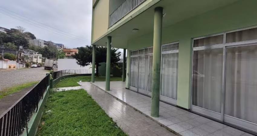 Casa - Padrão, para Venda em Ilhéus/BA
