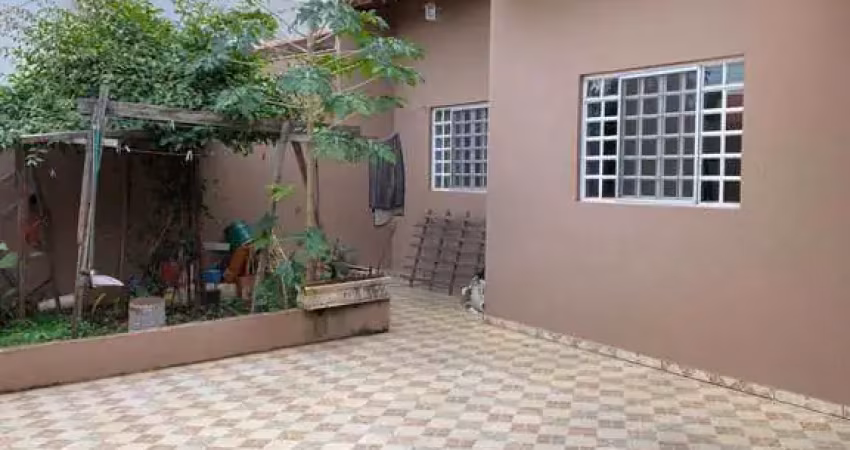 EXCELENTE CASA NA ZONA LESTE