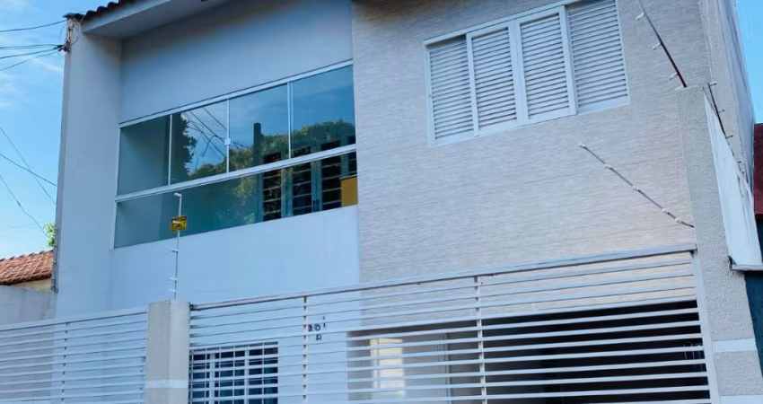 Excelente sobrado localizado no Jardim São Francisco em Maringá