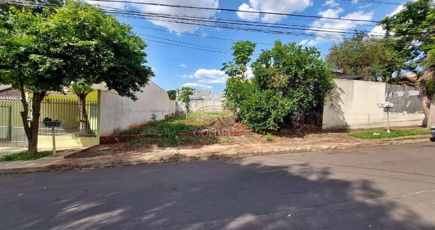 Excelente terreno no Jardim Oasis