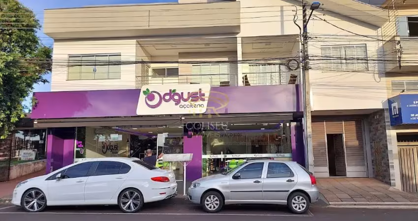 Excelente Sobrado comercial e residencial no centro de Marialva