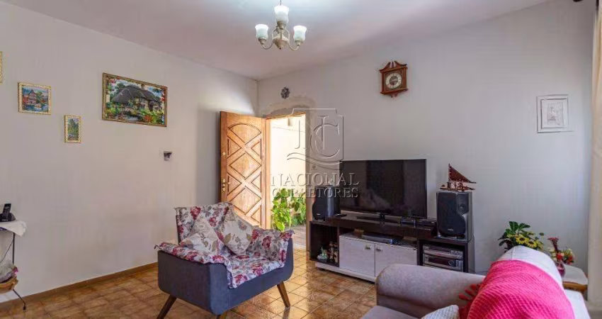 Casa térrea com 3 dormitórios, quintal, 5 vagas, à venda, 163 m² - Vila Alto de Santo André - Santo André/SP