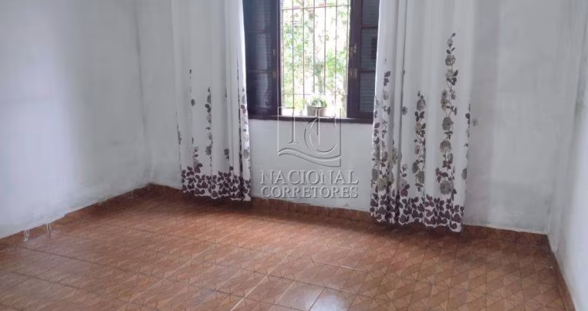 Casa com 2 dormitórios à venda, 143 m² por R$ 385.000,00 - Vila Clarice - Santo André/SP