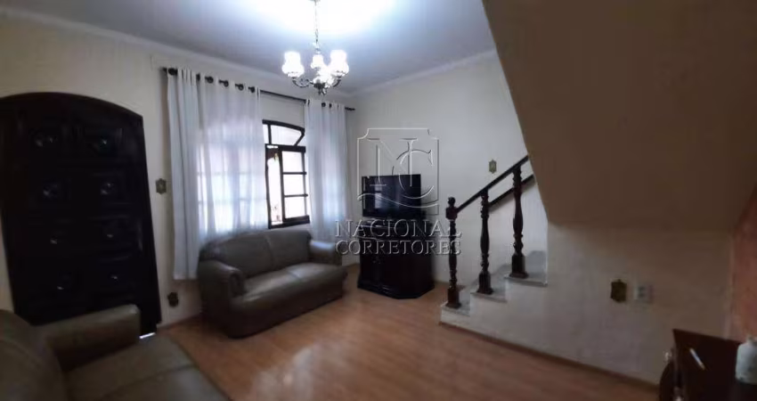 Casa com 4 dormitórios à venda, 200 m² por R$ 720.000,00 - Vila Camilópolis - Santo André/SP