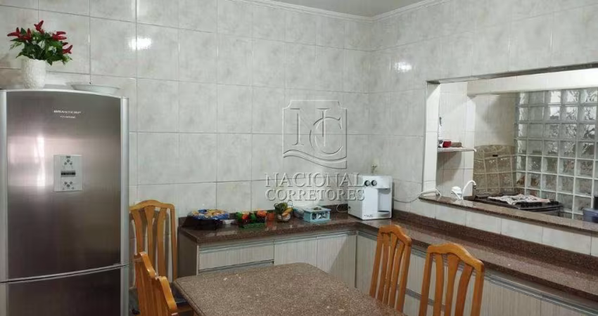 Casa com 2 dormitórios à venda, 126 m² por R$ 695.000,00 - Utinga - Santo André/SP