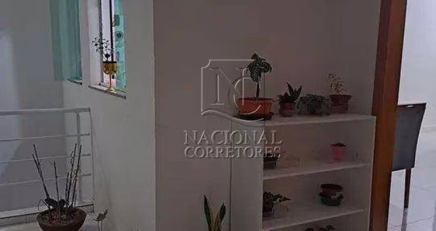 Apartamento com 2 dormitórios à venda, 52 m² por R$ 320.000,00 - Jardim Utinga - Santo André/SP