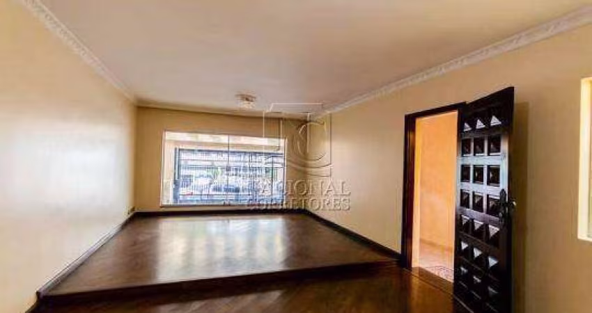 Sobrado para locação residencia/comercial com 215m², 3 dormitórios,3 suítes, sala, cozinha ,5 banheiros e 2 vagas, Bairro Campestre - Santo André -SP