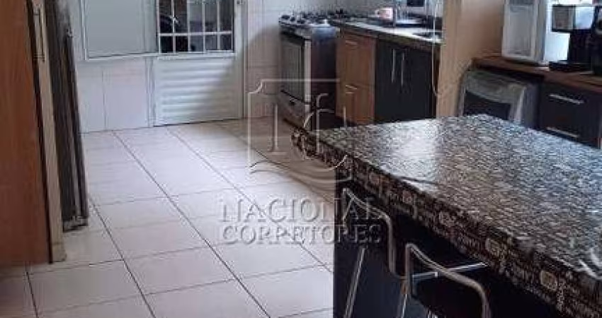 Sobrado à venda na Vila Floresta com 157 m² de área construída