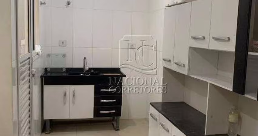 Apartamento 2 dormitórios semi-mobiliado para locação na Vila Curuçá.