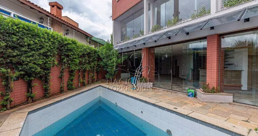 Casa assobradada para aluguel, 4 quartos, 4 suítes, 5 vagas, Jardim São Caetano - São Caetano do Sul/SP
