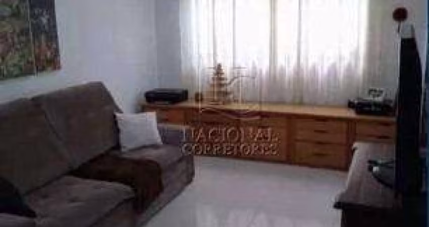 Sobrado à venda, 3 quartos, 1 suíte, 2 vagas, Vila Gilda - Santo André/SP