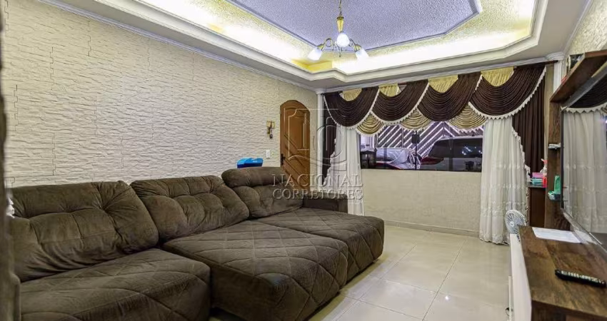 Este lindo sobrado para venda no Bairro Jardim Itapoan Santo André-SP ,