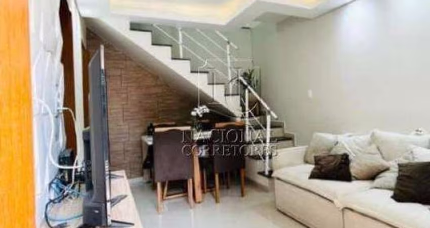 Sobrado à venda, 2 quartos, 1 suíte, 2 vagas, Jardim Santo Antônio - Santo André/SP