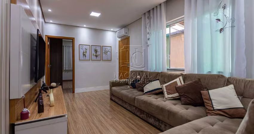 Casa térrea à venda no Parque Novo Oratório, 103 m² de área construída, terreno com 145m².