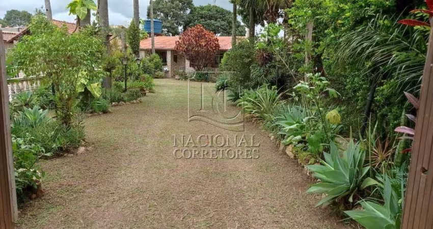 Chácara à venda, 3 quartos, 1 suíte, 10 vagas, Cristal Mairinque - Mairinque/SP
