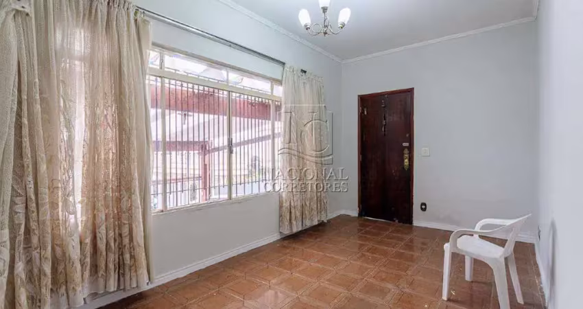Maravilhosa casa térrea para locação na vila camilopolis!