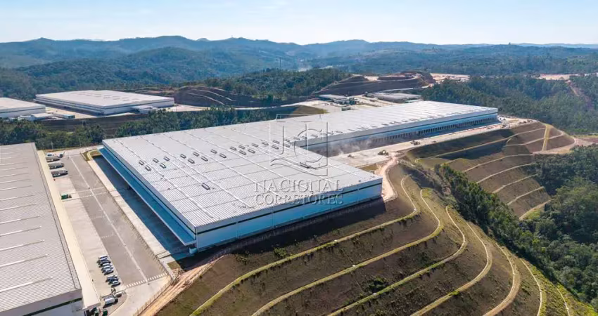 Galpões logísticos e industriais para alugar em cajamar