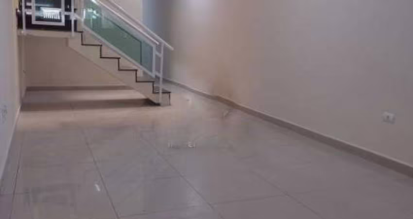 Sobrado Vila Alpina por apenas R$ 600 mil 3 dorms, 2 vagas
