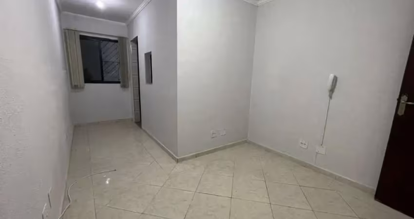 Sala comercial para alugar no Sítio Pinheirinho, São Paulo 
