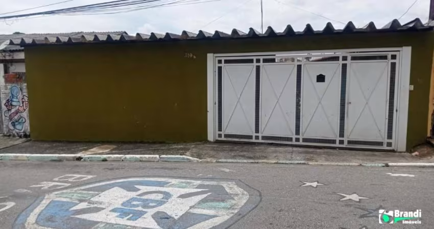 Imóvel com 02 residências, 04 vagas, próximo ao metro Vila União e Jardim Planalto.