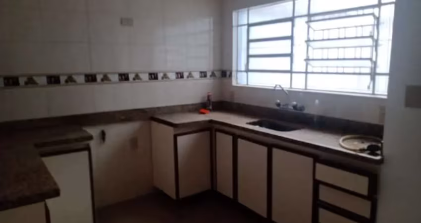 Casa com 3 quartos para alugar no Jardim Avelino, São Paulo 