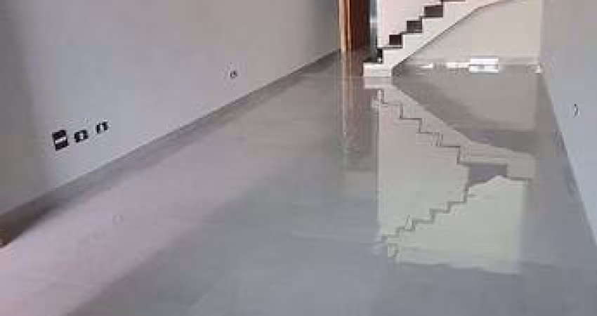 Sobrado com 3 dormitorios sendo 1 suite com 2 vagas - Vila Califórnia