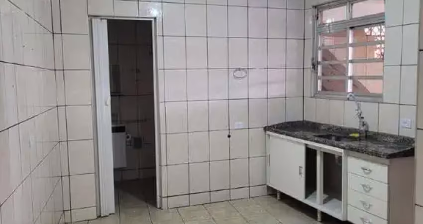Casa com 2 quartos para alugar no Parque São Lucas, São Paulo 