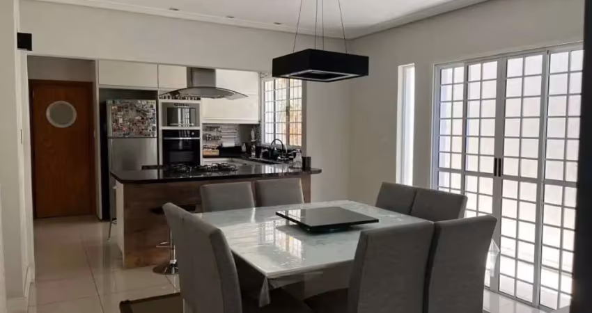 Casa com 4 quartos à venda na Vila Zelina, São Paulo 