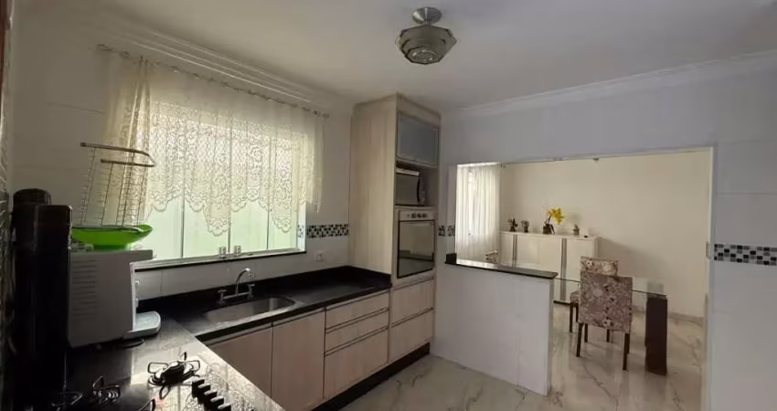 Excelente casa terréa  com 3 dormitorios 1 suite e 2 vagas da garagem- vila alpina