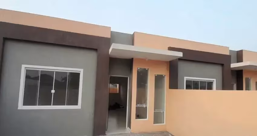 LINDAS CASAS A VENDA NO BALNEÁRIO COROADOS, GUARATUBA.