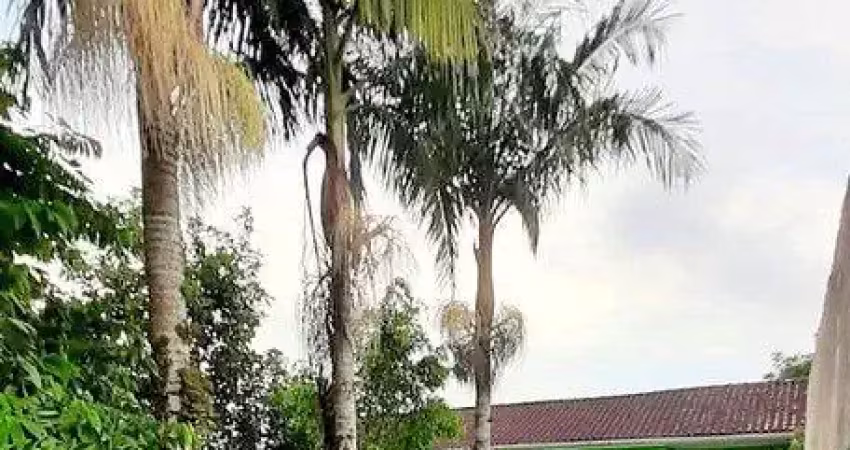 Vende se casa com terreno, piçarras, guaratuba/ guaratuba.