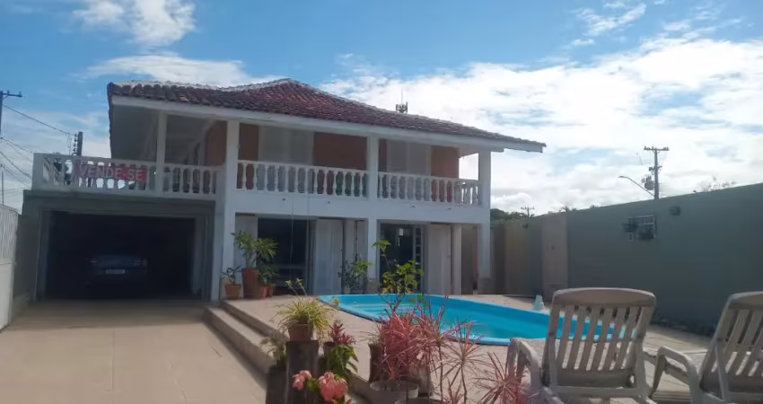 Vende se sobrado na melhor região de guaratuba  / brejatuba