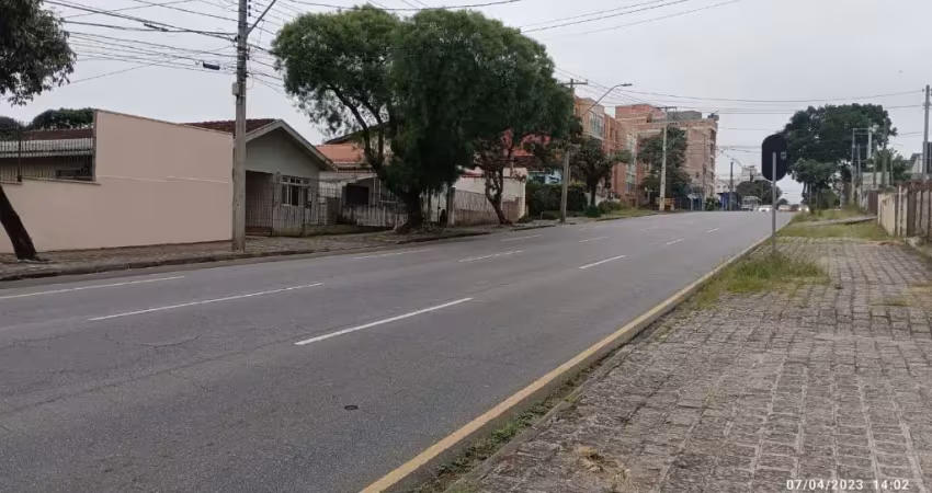 Terreno zr4 com 617m2 no bacacheri - localização na rápida sentido santa candida.