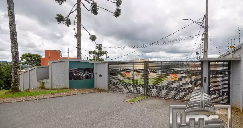 Sobrado/triplex com terraço - condomínio fechado no abranches
