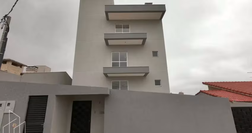 Apartamento com suíte- Jardim Carvalho