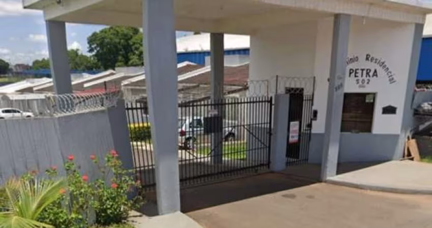 Casa no Condomínio Residencial Petra- Uvaranas