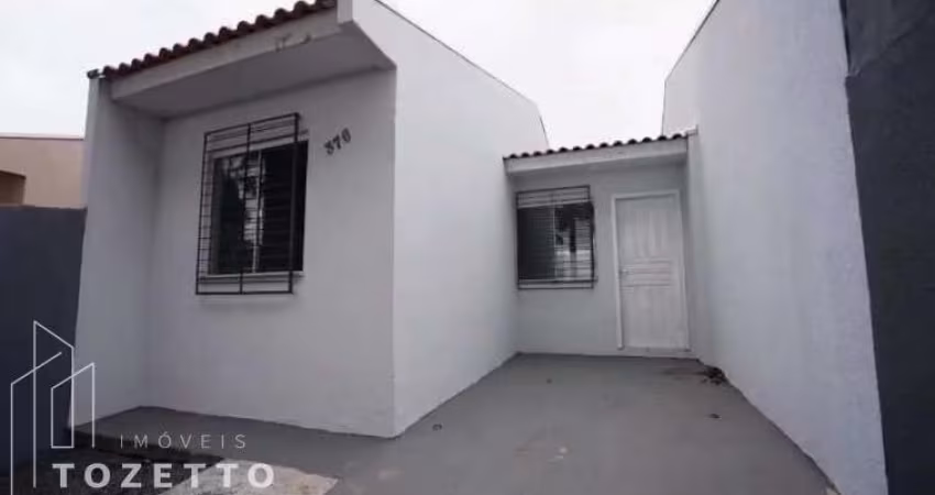 CASA NO SÃO MARCOS. ÓTIMA LOCALIZAÇÃO E ESPAÇO EXTERNO!