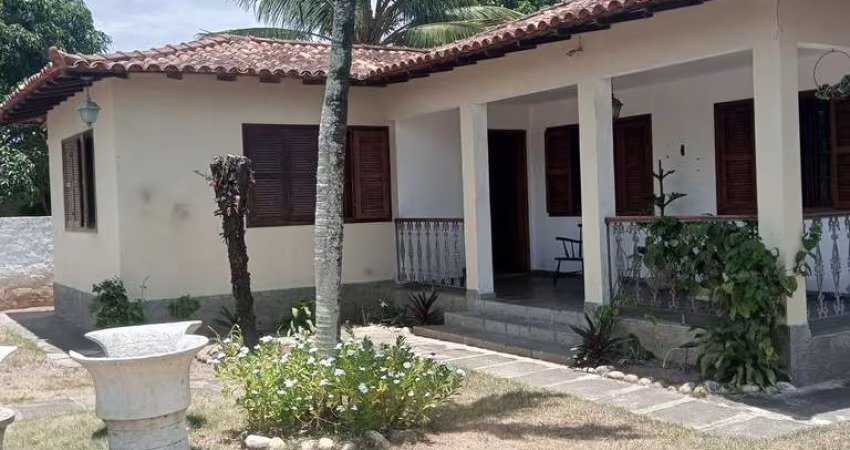 Casa para Venda em Rio das Ostras, Centro, 2 dormitórios, 1 suíte, 1 banheiro, 5 vagas