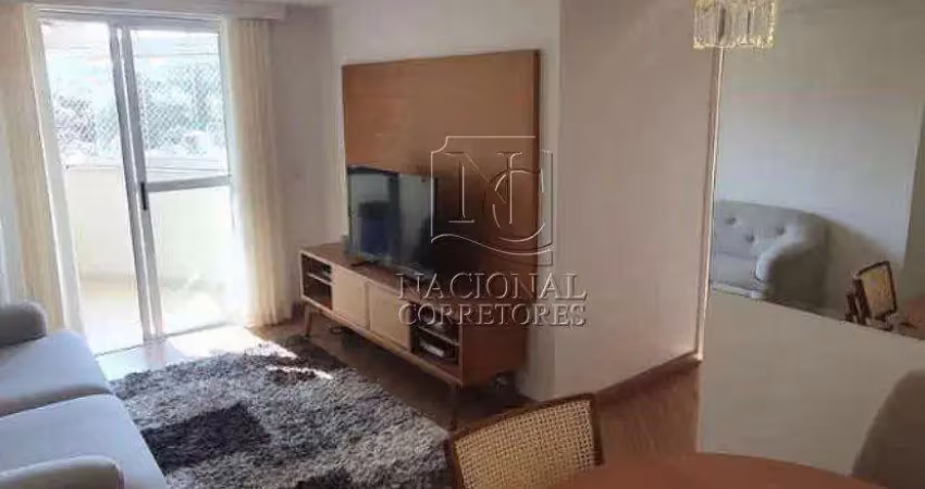 Apartamento com 3 dormitórios à venda, 71 m² - Parque Jaçatuba - Santo André/SP
